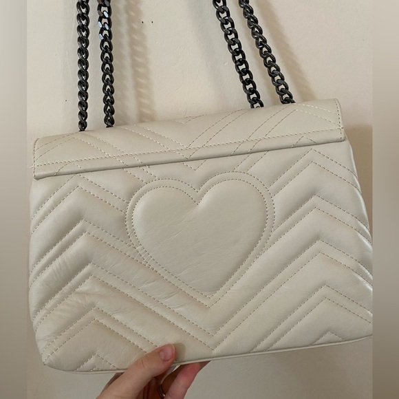 ISABELLA RHEA ITALIAN LEATHER QUILTED CREAM SHOULDER BAG - Picture 8 of 10